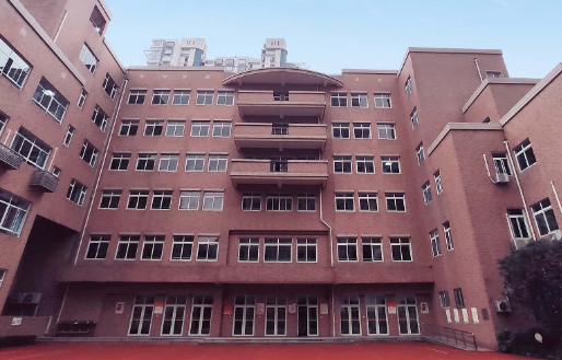 上海民辦南模中學(xué)2024年招生學(xué)費是多少？