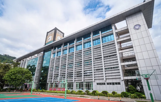 深圳富源英美學(xué)校-AIP創(chuàng)新藝術(shù)國際高中課程2024-2025招生簡章