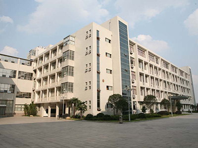 常州市前黃高級中學(xué)國際部
